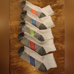 Hanes boy's ankle socks large